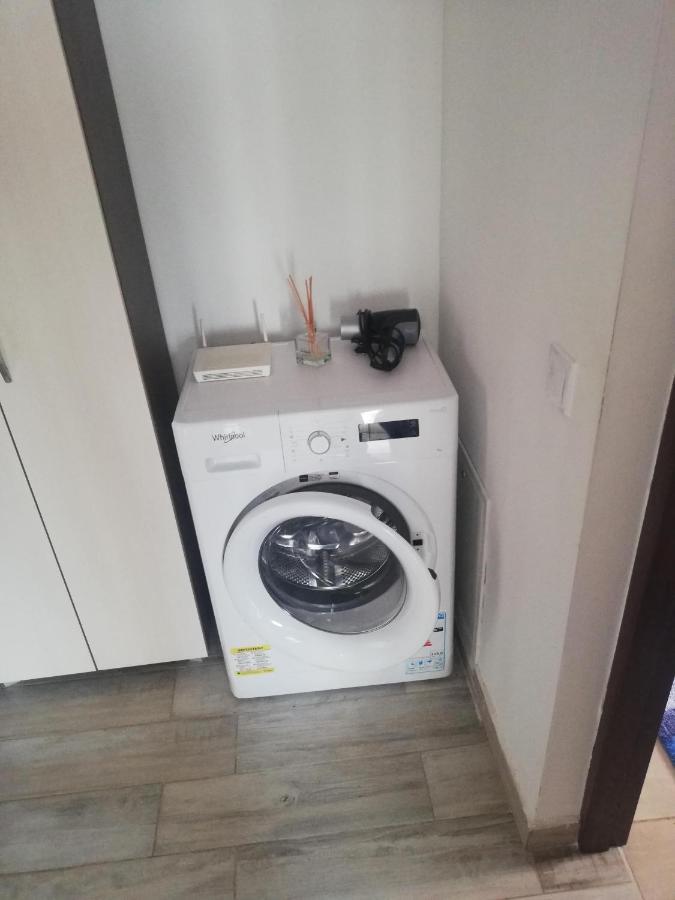 Ella Doo Apartament - 15 Min De Palas Hlincea Kültér fotó